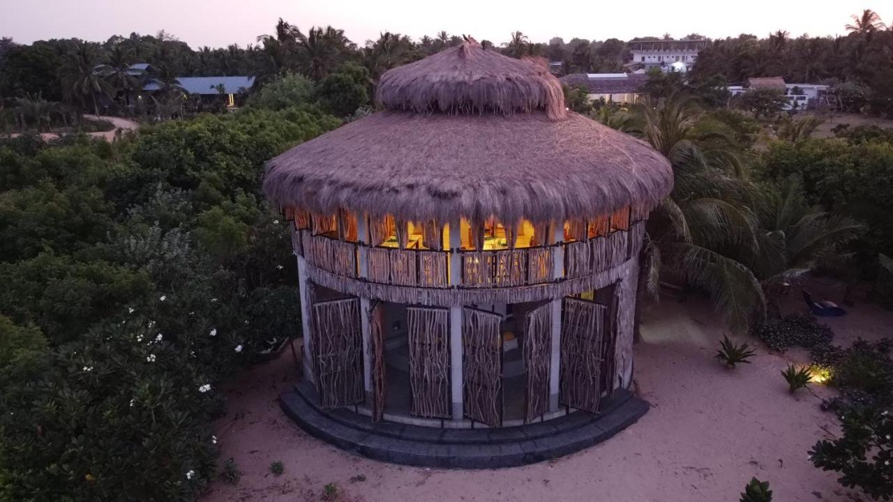Amanta Beach Nilaveli Exterior foto